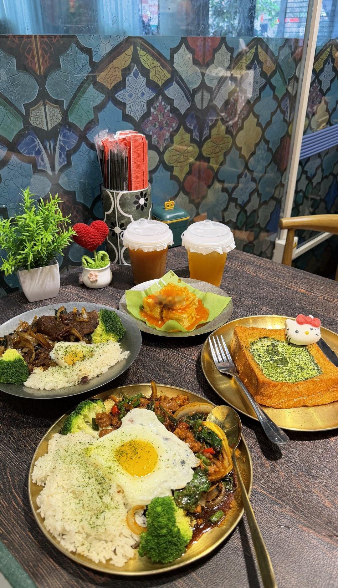 广州江南西｜一个字夯！！！经过江南西来吃漂亮饭啦✨就在江南西D口，出站就看到