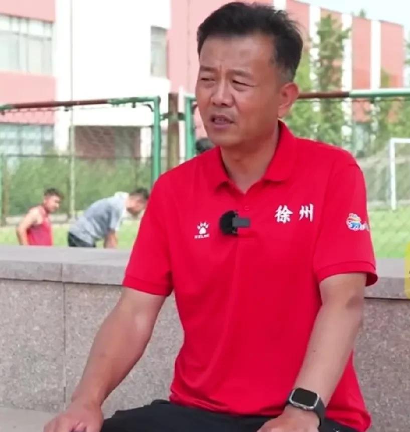 江苏省徐州市足协主席李锋在接受采访时表示：随着“苏超”联赛的影响力日益扩大，不少