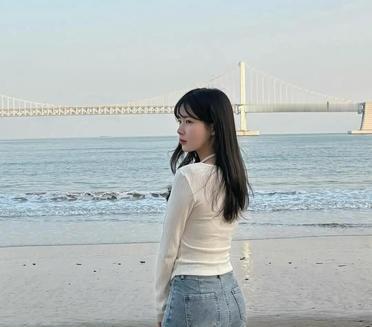 今天去海边散了个步，海风真舒服～