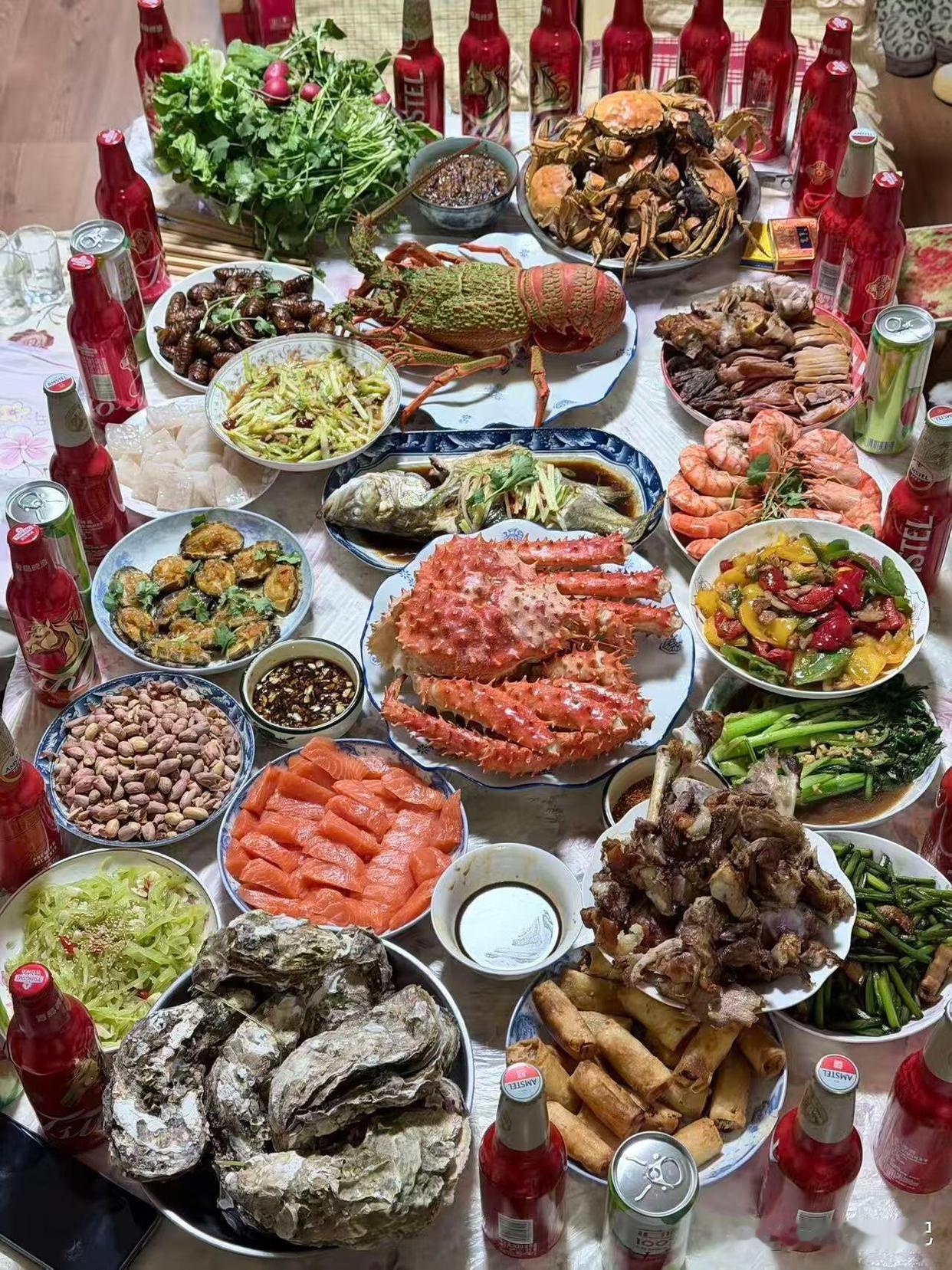 图一城里人的硬菜，图二乡下人的硬菜