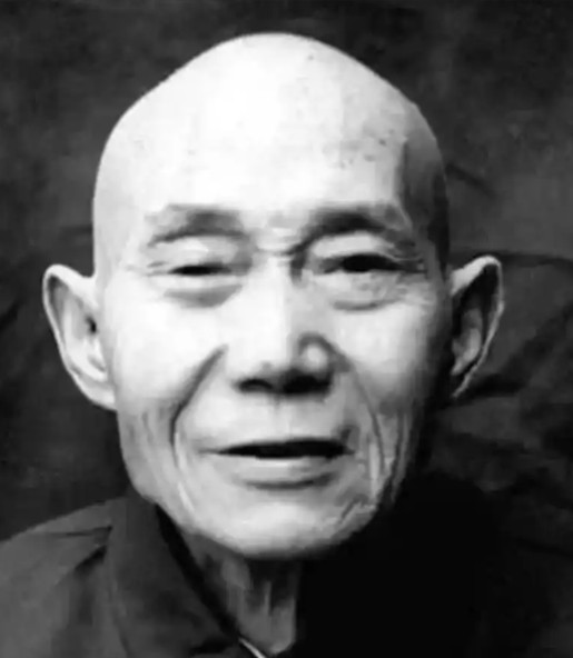 1940年，吴凤翔刺杀日军少将，走到门口时，他发现里面有好几名日军，刺杀没有把握