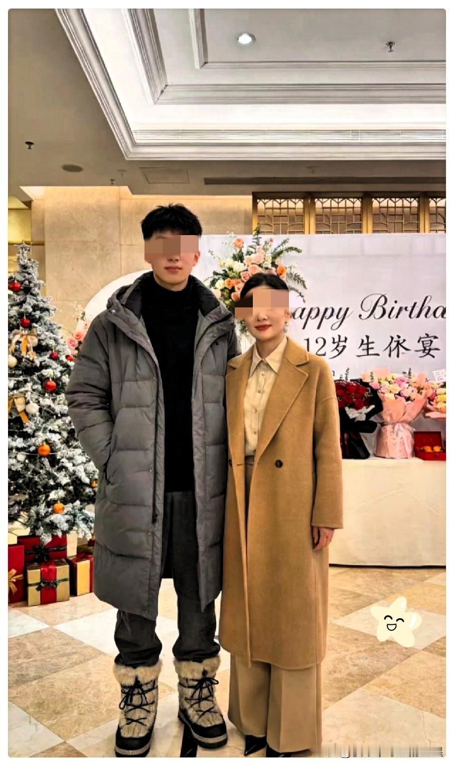 侄子是哥嫂离婚不要的孩子，姑姑把他带大。182的个子，全科状元的成绩，姑姑