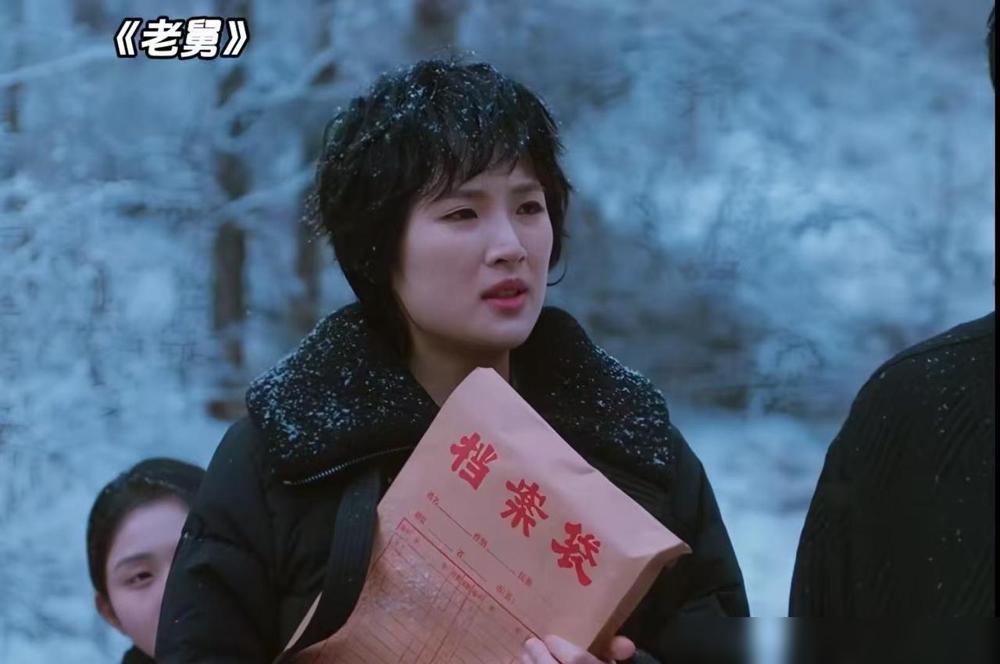 难怪《老舅》一定要姚安娜来演。但凡换个人来演，估计导演都得被告到进去踩缝纫机啊！