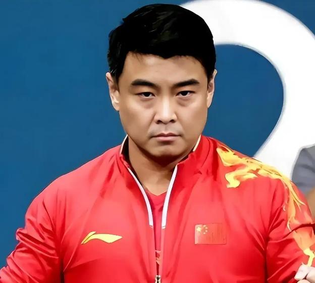 亚运会男团首战，王皓为什么宁可上黄友政，也不给向鹏机会？王皓放着手感正热的向
