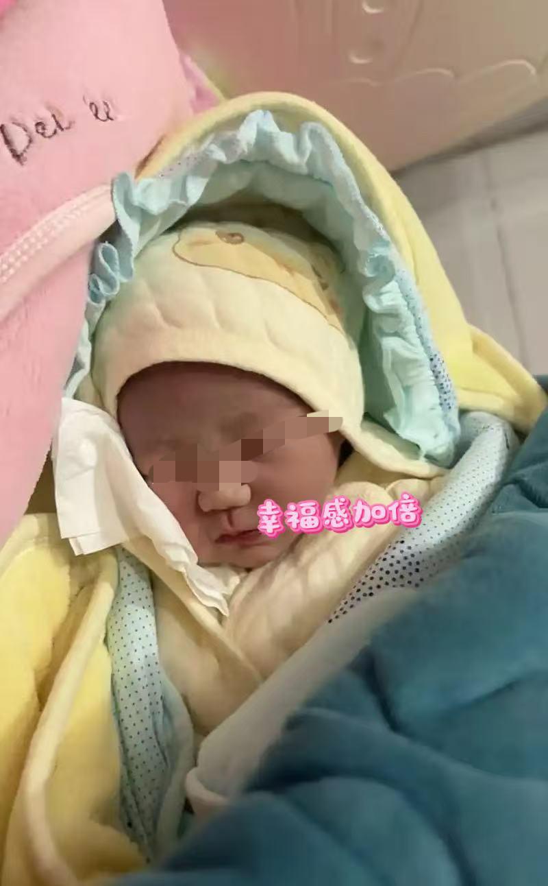 我坐月子时婆婆照顾了我整整两个月，说实话，我非常感激她。可我刚岀月子没几天，婆婆