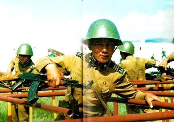 80年代的蒙古人民军