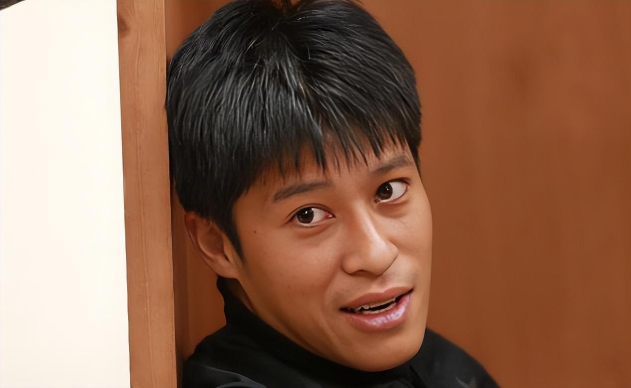 U16国足新帅刚亮相就饱受球迷质疑，就带队赢了一场球，而且还让球队无缘邀请赛冠军