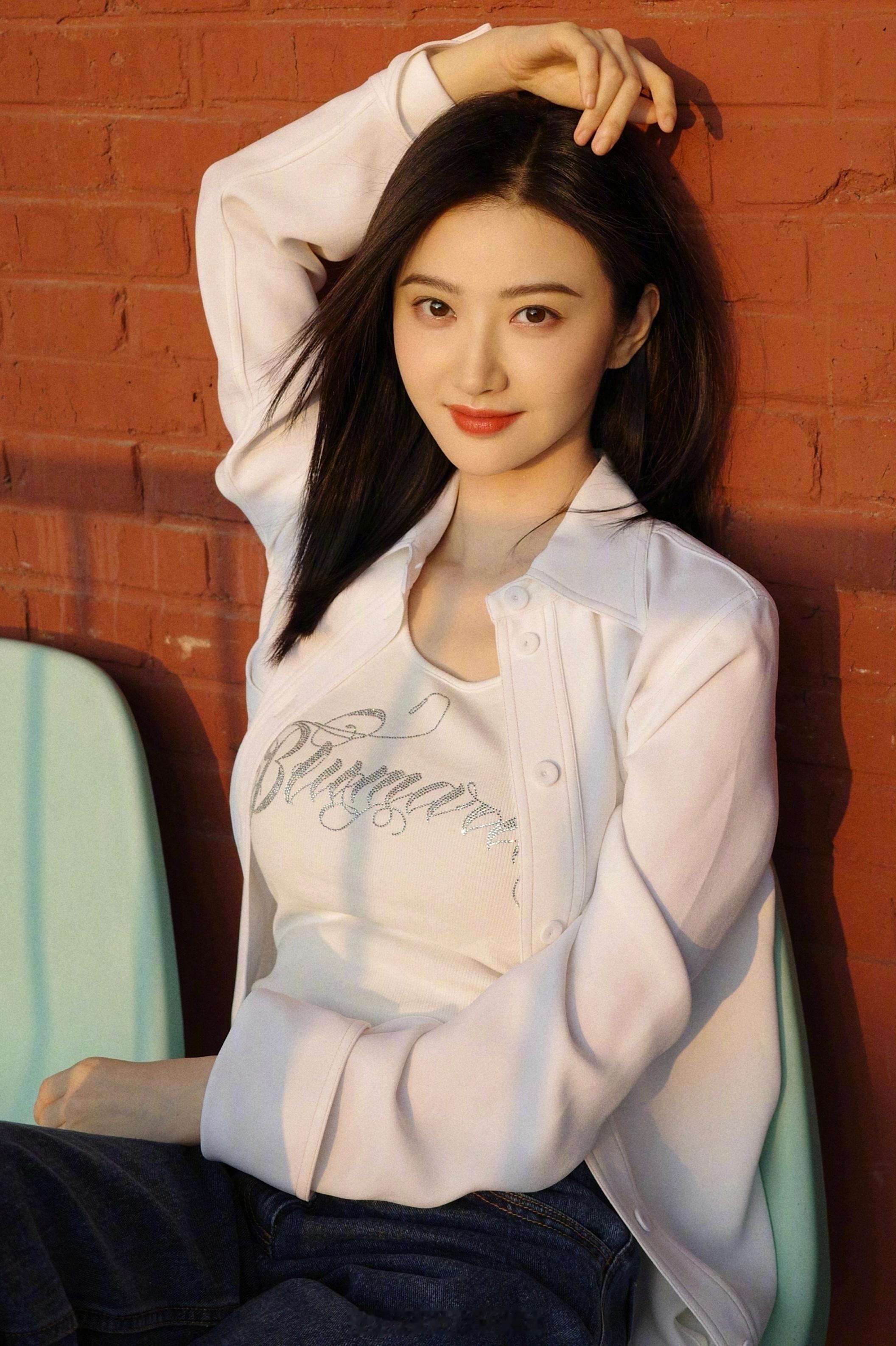 这种不胖但有点肉的身材太美丽了景甜真的很匀称有种气血很足的美​​​