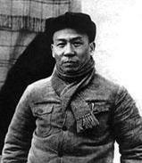 1942年，延安缺少物资，陷入困境，毛主席不禁感慨：“延安困难极了。”就在这时，