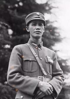 1959年，新中国首次特赦战犯，范汉杰的名字原本在特赦名单上，蔡廷锴找到周总理：