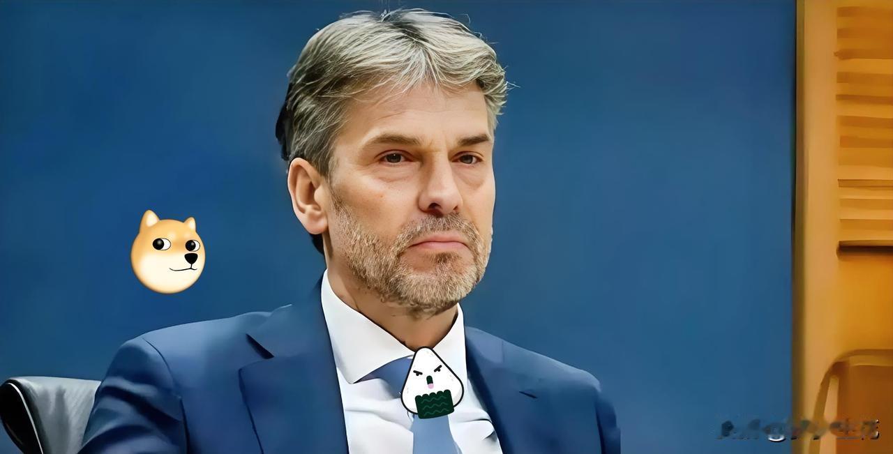 就在刚刚！看到个消息，差点没把我气笑。荷兰光刻机管制新规已然启动表面