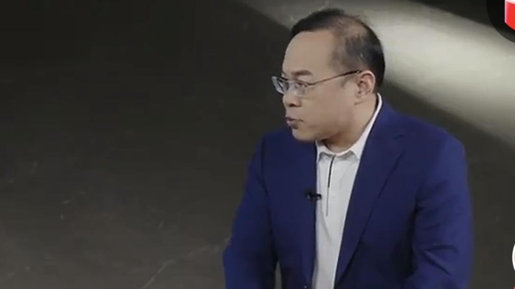 当疾病如同无情的巨浪袭来，医者常常面临艰难的抉择。三甲医院的医生提出了一个令人深