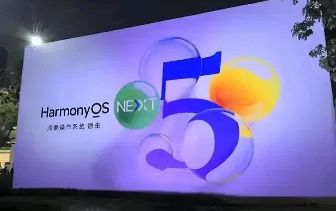 这就是赤裸裸的现实！！!网友总结的各家手机使用年限：苹果手机：5-7