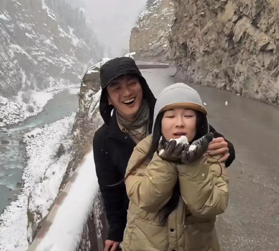 原以为撒娇女人最好命，霍思燕一脸的爱撒娇，现在看来杜江才是对霍思燕生理性喜欢啊。