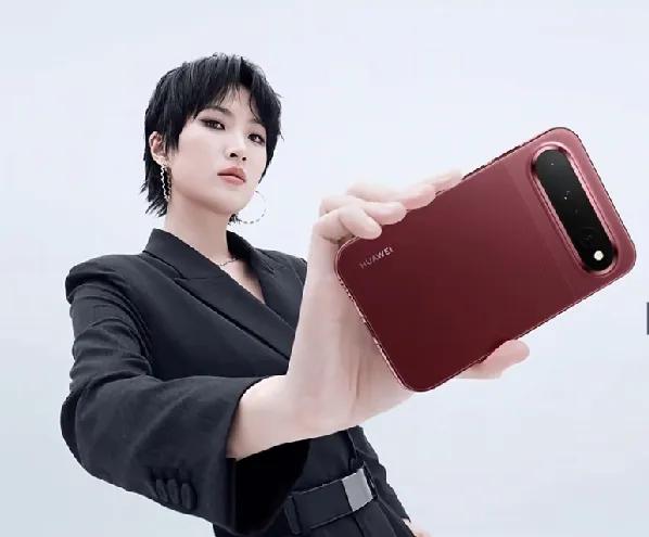 找到原因了！姚安娜这么有才华，为什么会去内娱发展？其实并不纯粹是因为爱好，还