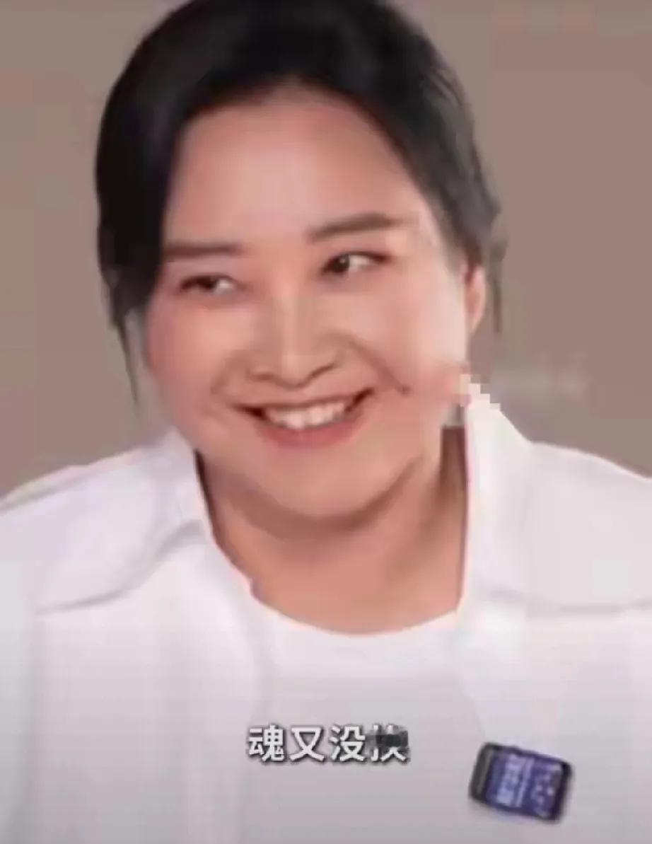 贾玲：不撞南墙不回头，破茧成蝶开启新程曾经喜剧舞台上的“一姐”