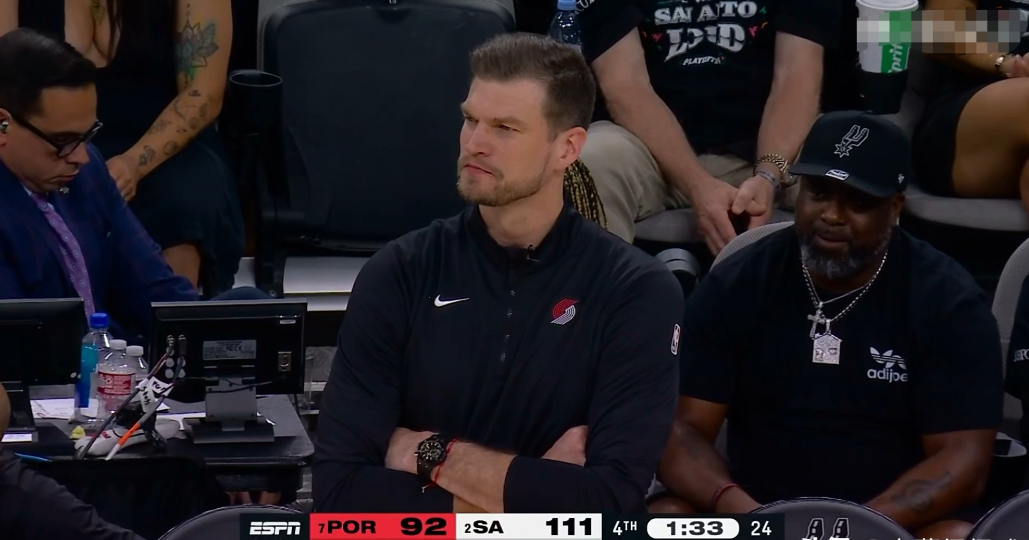 开拓者主帅斯普利特的情商真是太高了！虽然今天开拓者在客场以95：114惨败于马刺