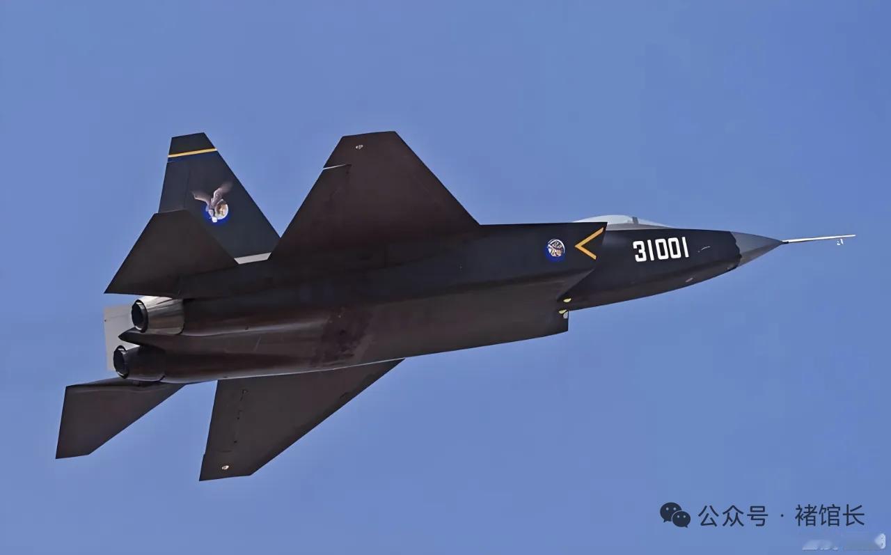 12月25日，据央视军事网站报道，歼一35A隐身五代机前身是歼一31隐身战斗机改