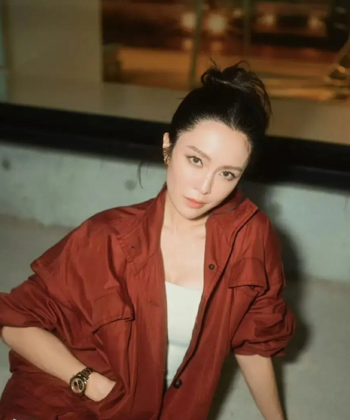TVB郭柏妍获力捧！多部大制作待播，清纯小花戏路渐宽