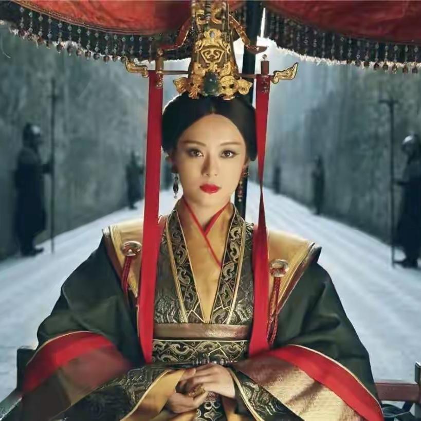 芈月和赵姬都是秦太后，也都养过情夫，可为啥两人下场差这么多？芈月养情夫，从