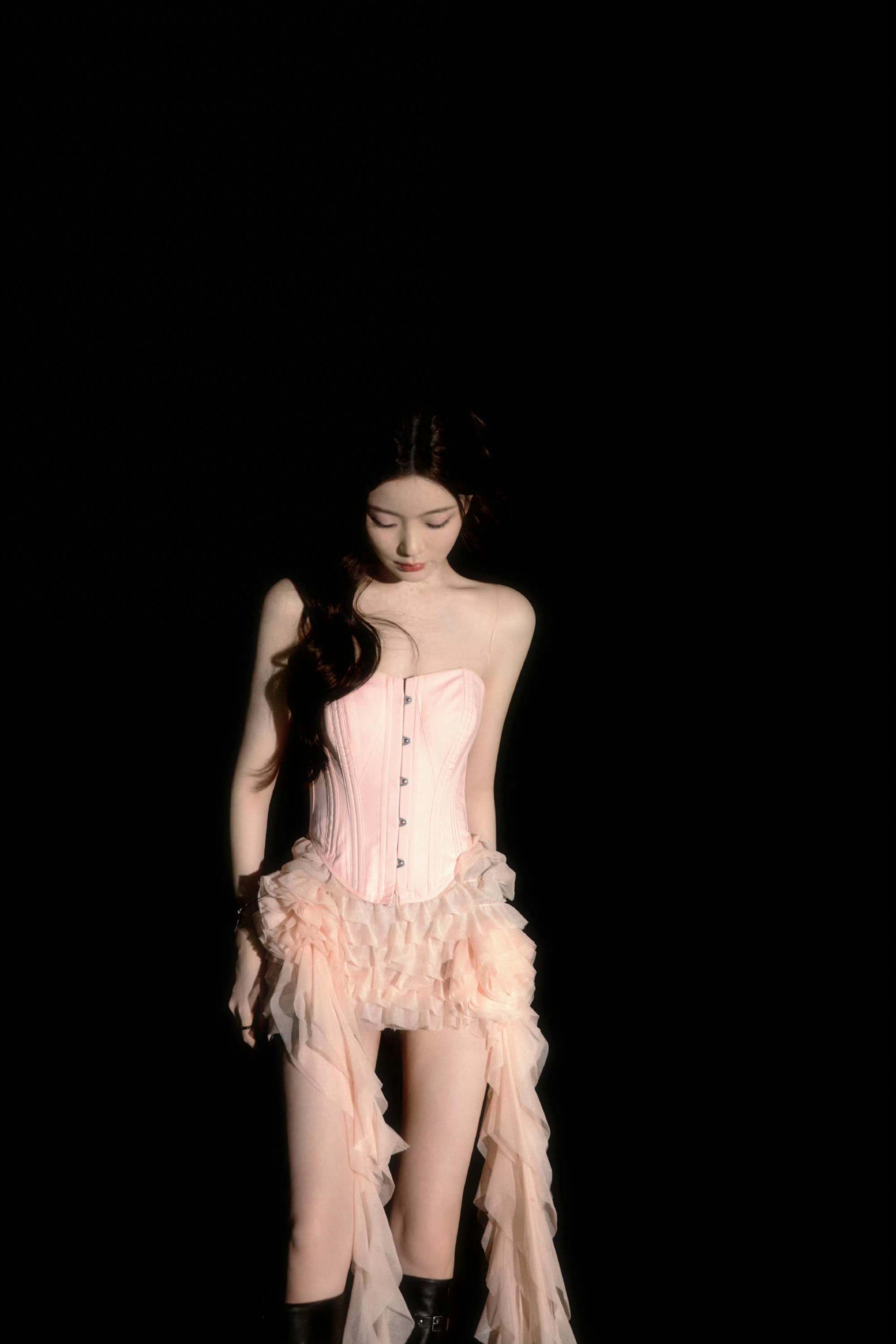陈卓璇长筒靴美腿写真，真养眼
