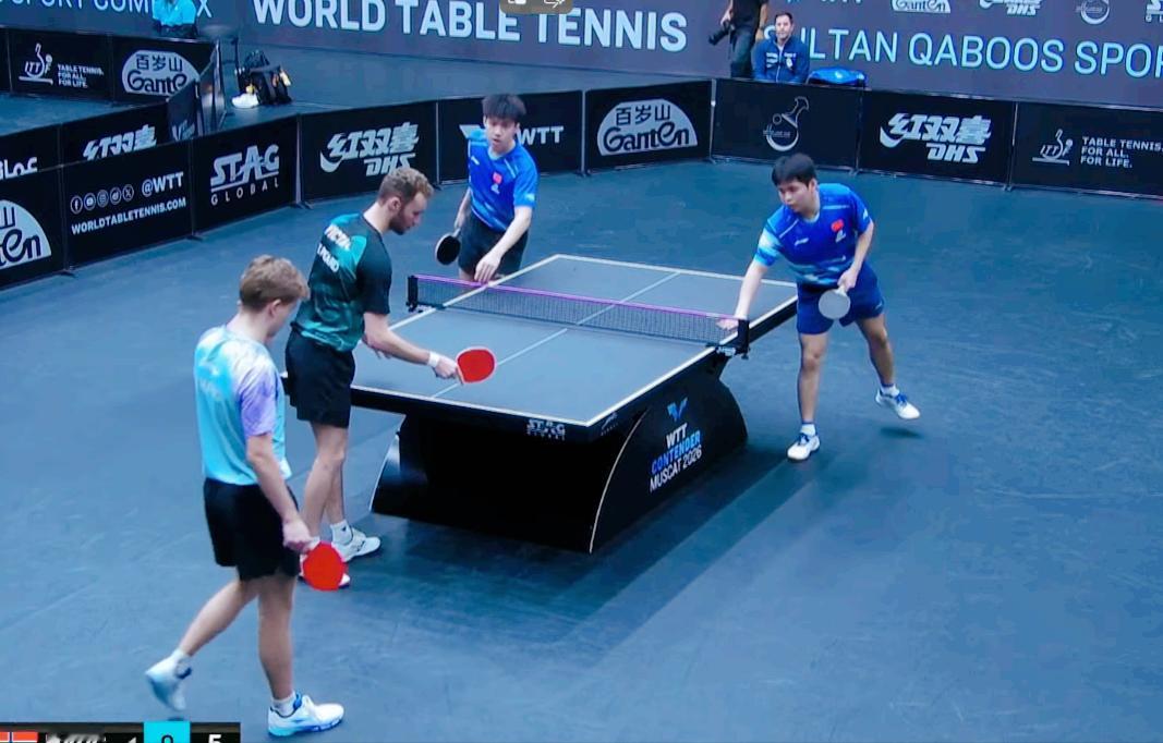 黄友政一旦有人带着打，状态真不错！温瑞博或者林诗栋都行。刚刚单打中1:3输