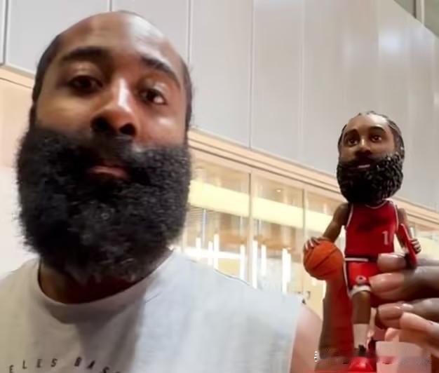 哈登单核大战残阵掘金，快船三连胜势头能否延续？北京时间1月31日上午10点，N