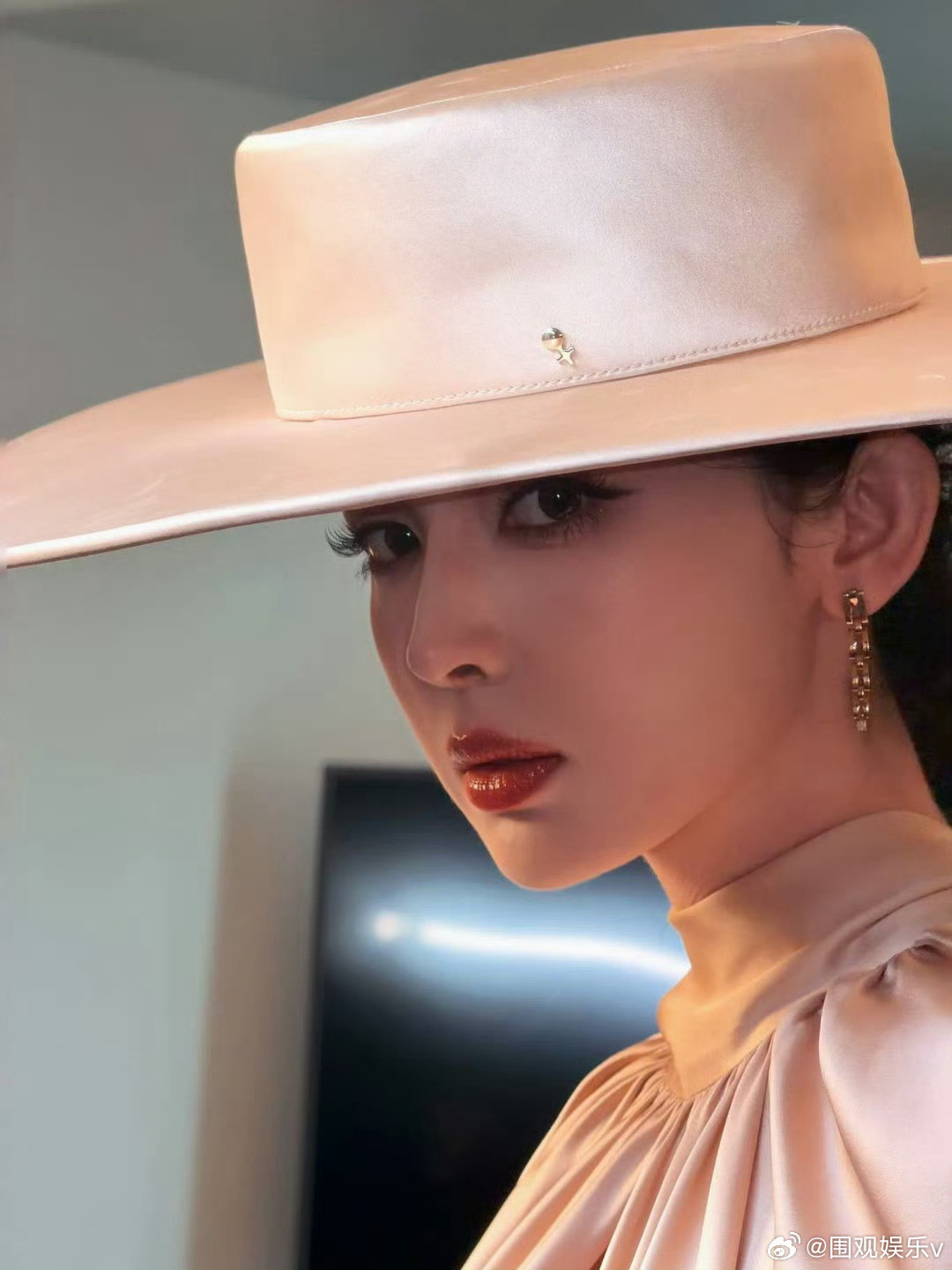 娜扎一出手就是神图娜扎又有神图了睁眼看看，美成啥了