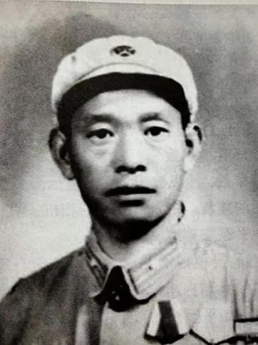 [点赞]1943年，八路军电台台长刘长生，拿着结婚申请找组织批准，然而组织发觉