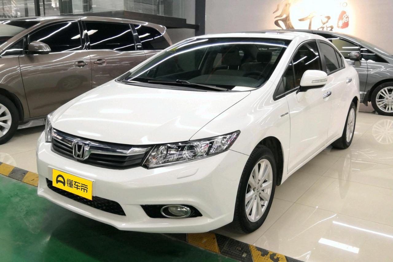 1万多块钱的车很多人认为不能买，这种车子年限都太老了，各种小毛病太多，其实老车都