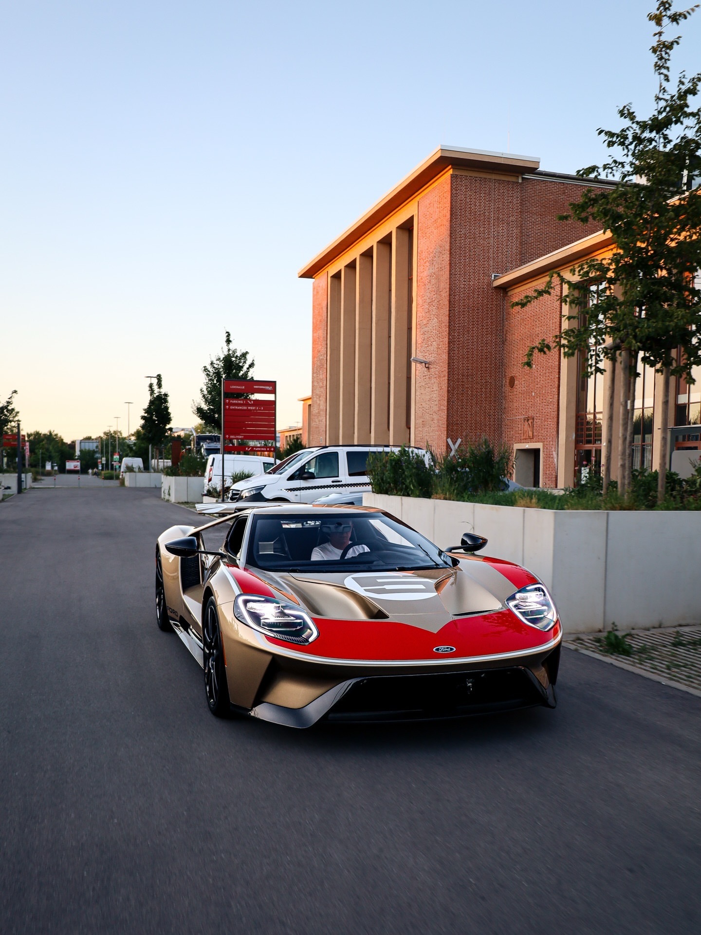 Car时尚福特1/21GTHolmanMoody传承版！•福特GTH