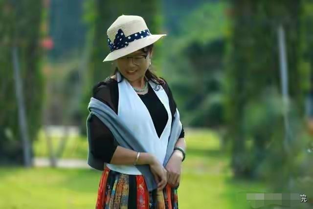 话题：两性情感老年夫妻相处之道七十岁以后的底线婚姻经营文章：隔壁