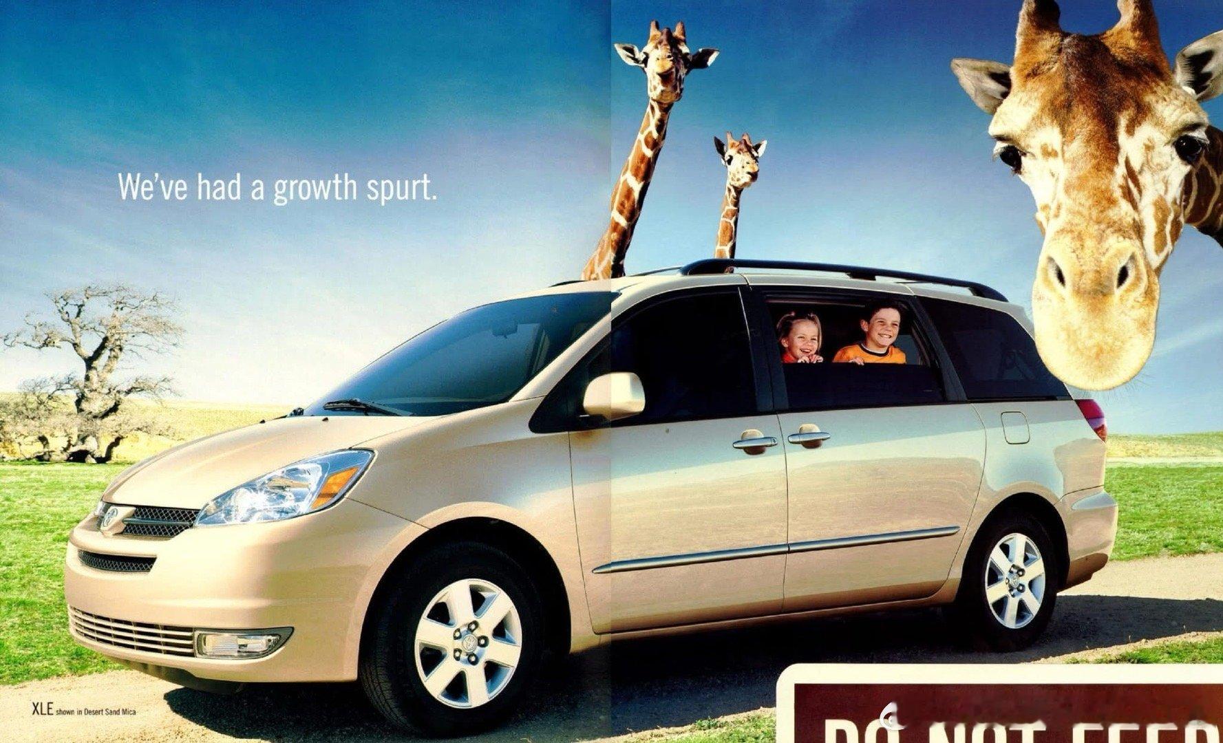 2004款丰田塞纳是第二代（XL20），2003年1月在底特律车展首发，2004