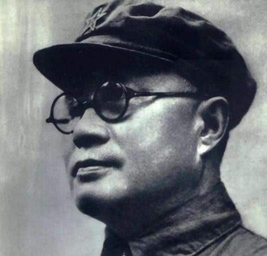 1986年10月7日，刘伯承元帅在北京逝世。消息传到四川，开县县委立即派出代表赶