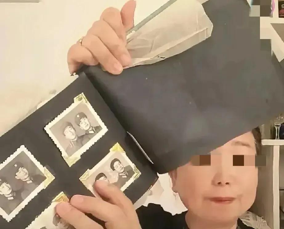 万万没想到今天晚上许妈要直播停播了，具体啥原因不得而知，但是可以100%确定呀，