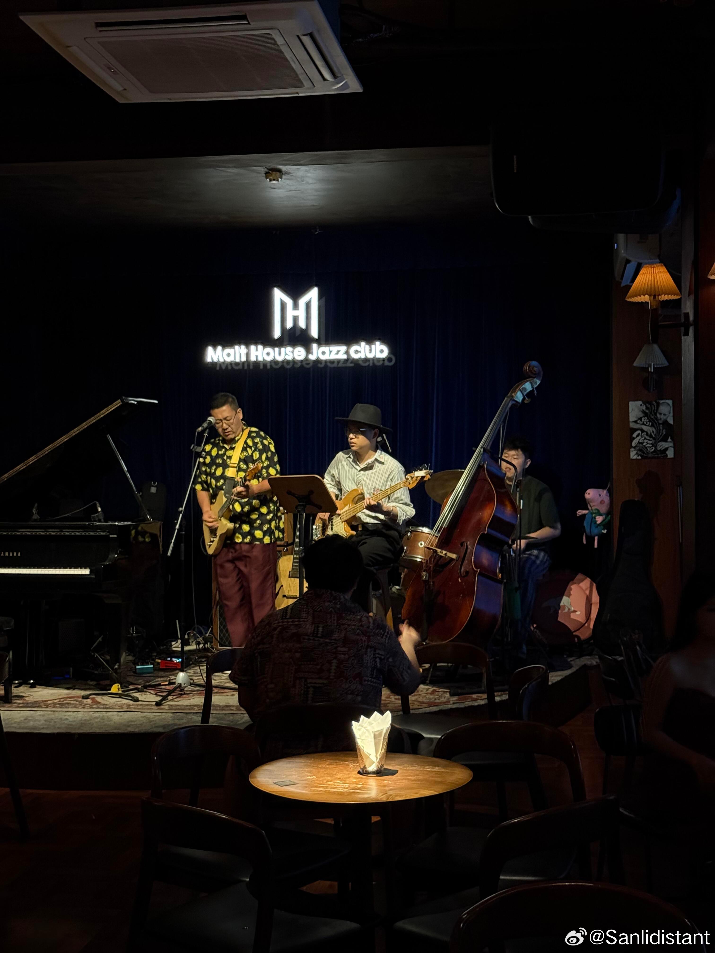 私藏浪漫地瀑布流水窗太会了涞觅,不止丝滑今日穿搭(ootd)正常穿搭无不良引导御