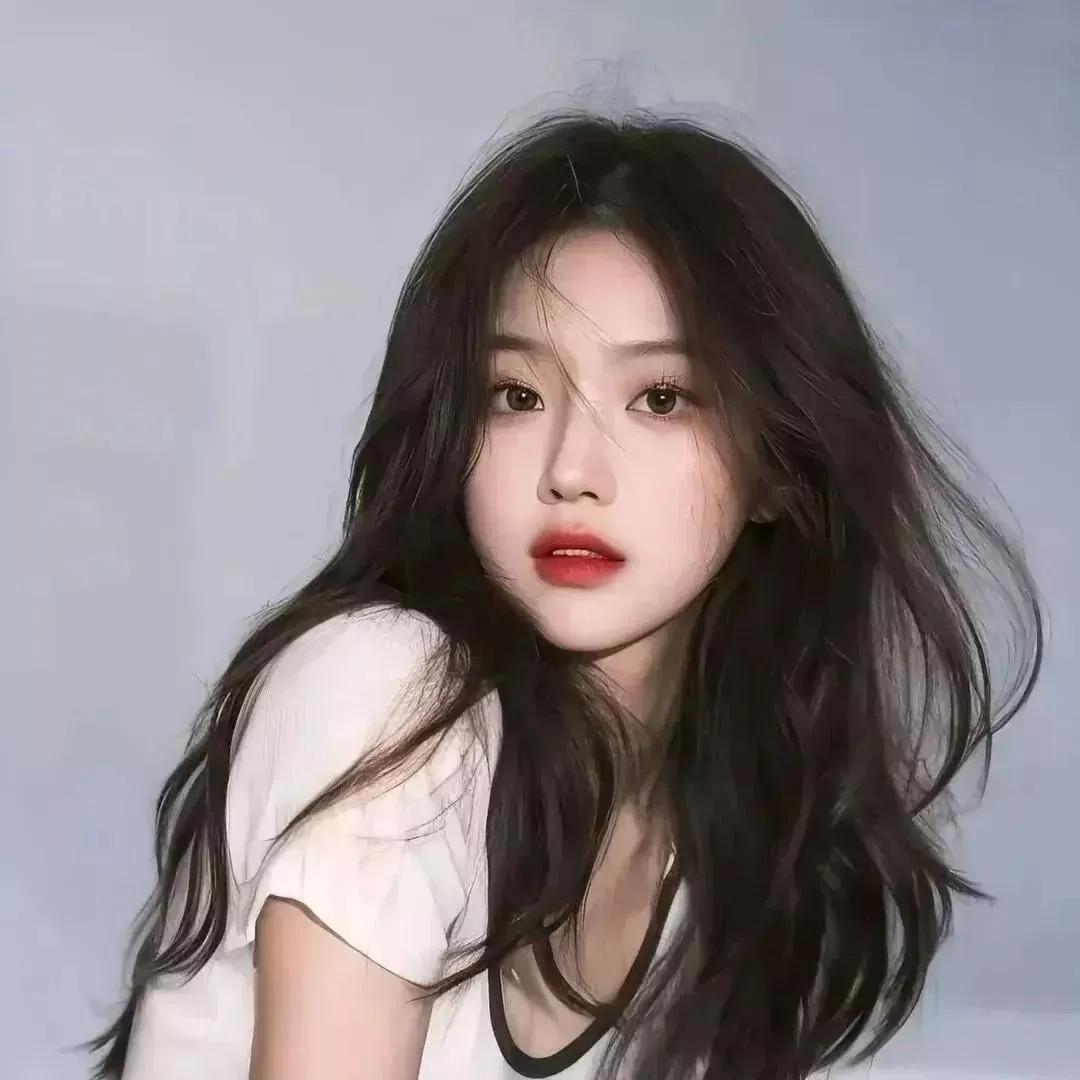 温柔甜美的少女，梦幻的气质。自然清新美少女温柔美少女温柔白裙少女温柔少女