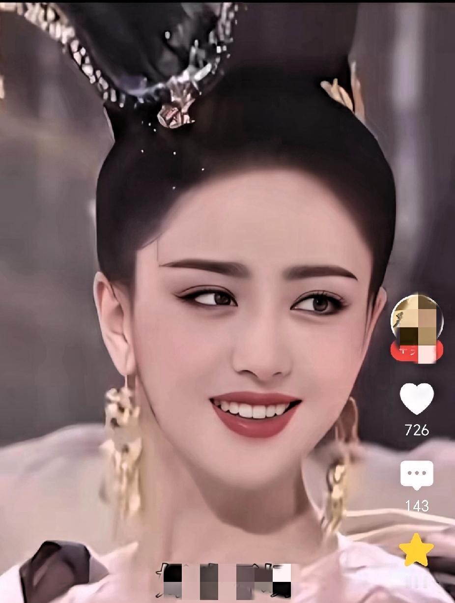 小21岁女友交往四年，陈思诚至今不婚，是不是真的“忘不了”佟丽娅？这对明星感情