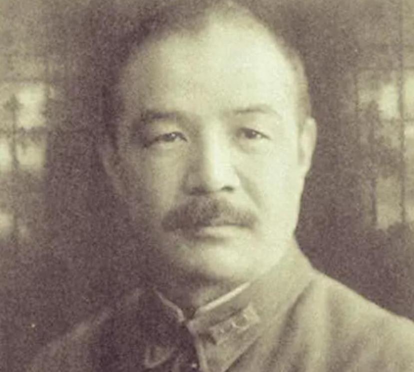 1947年，孙殿英兵败被俘，五花大绑押进解放军指挥部。孙殿英本以为必死无疑，可