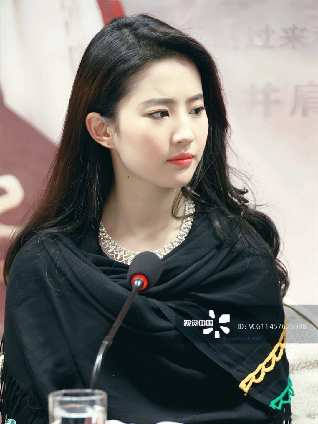 #刘亦菲#超级喜欢的一套造型[红脸笑][红脸笑]​
