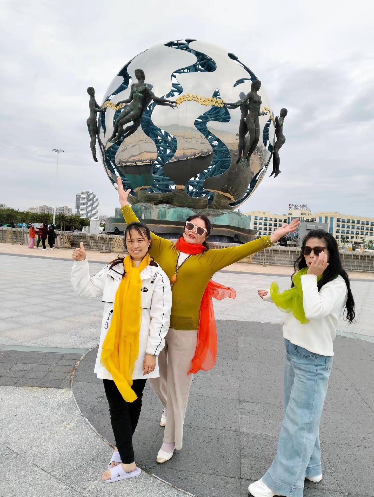 亲爱的兄弟姐妹👭们晚上好，感谢你的聆听和支持，祝你们开心快乐，记录开心的旅游