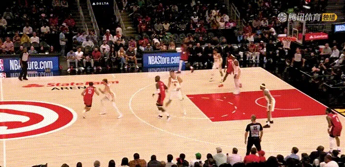 NBA季前赛火箭VS老鹰这场比赛，谢泼德体现了控运的进步第三节剩3分16秒的一