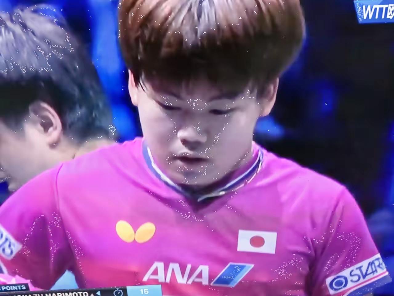 松岛辉空真是有点自作自受，本来打的不错，可是他却输在有点得意忘形上了。松岛辉