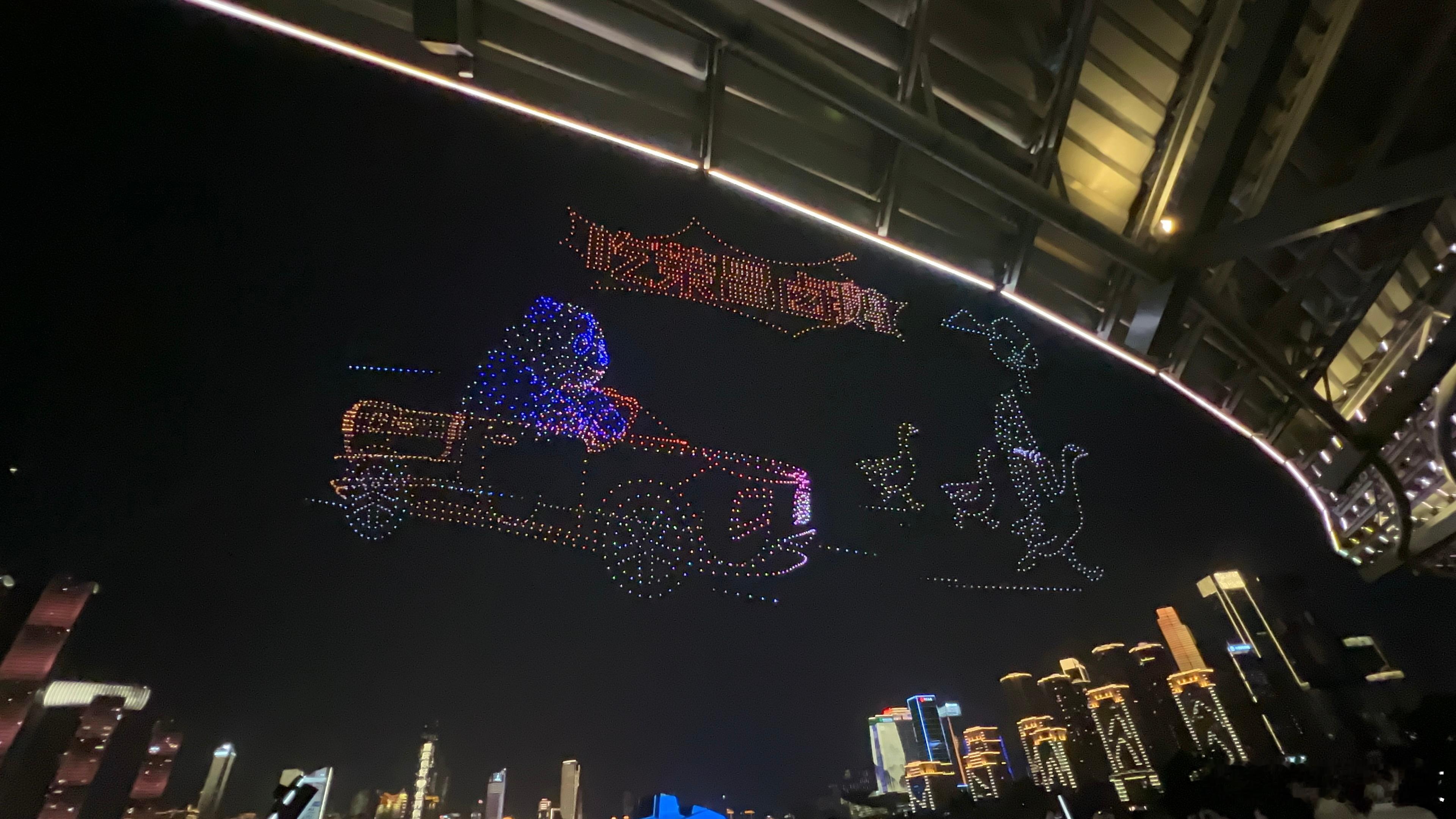 五一各地文旅开展花式比拼没想到啊，五一假期，全国各地文旅活动也能卷起来！重庆也出