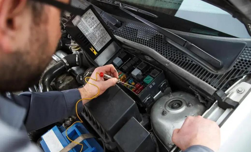 换块电池3万2，车只值3万。2017年买电车的朋友，今年集体“渡劫”了。当初省下