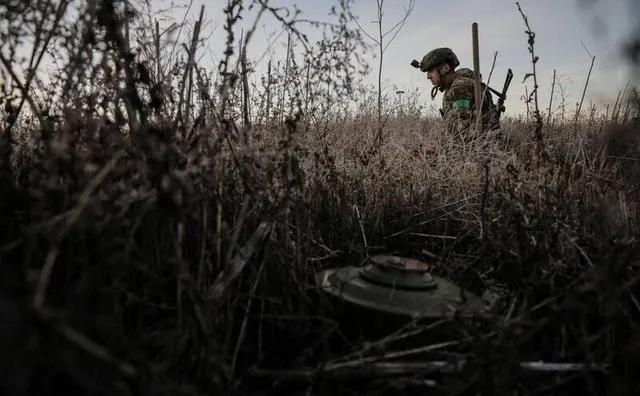 立陶宛退出！拉脱维亚退出！爱沙尼亚退出！波兰和芬兰也退出！挨着俄罗斯的国家集