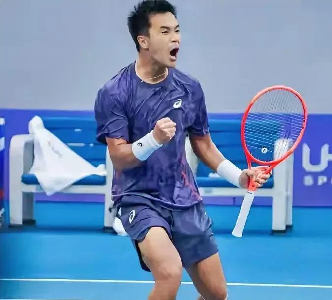 北京时间5月11日，刚刚结束一场2025ATP挑战赛CH100无锡站决赛的较量。