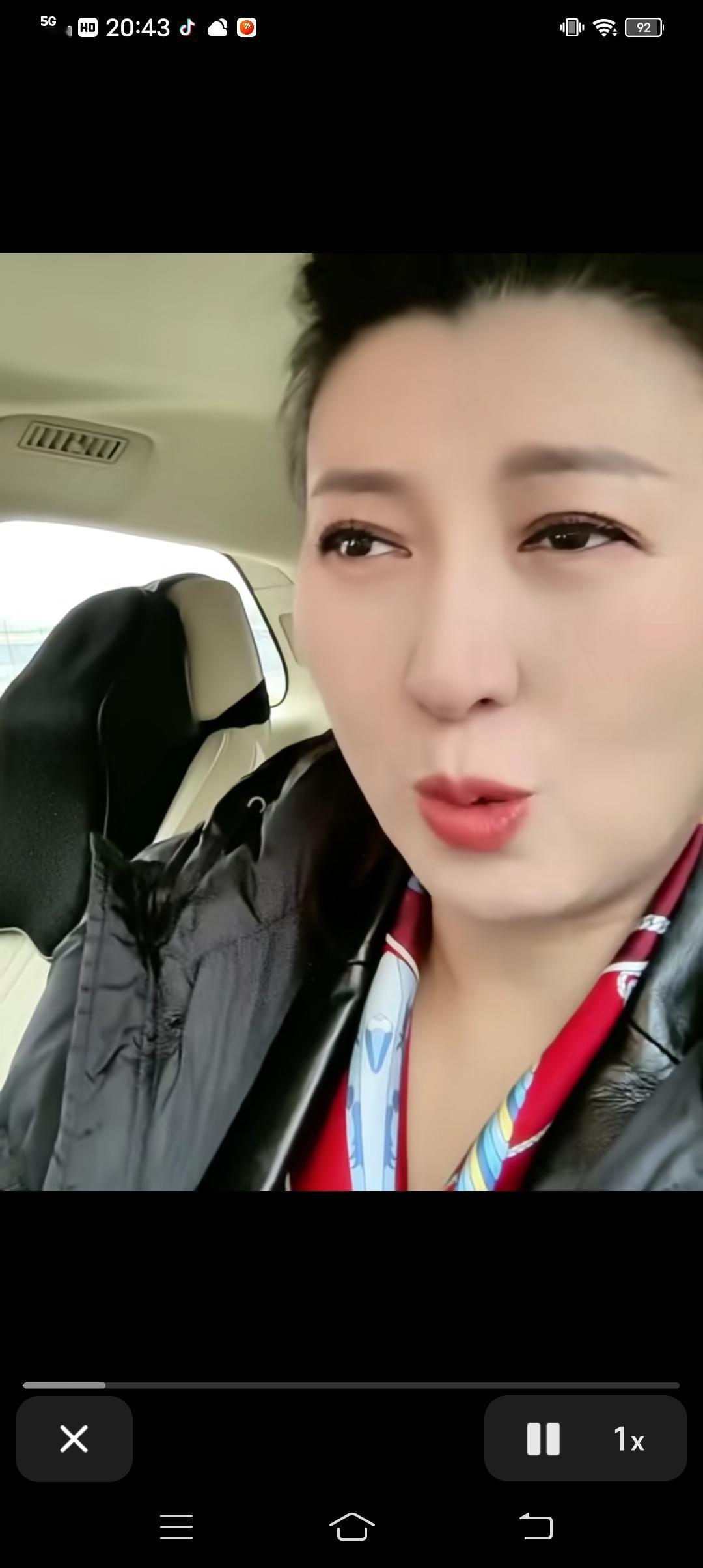 闫学晶老师就“哭穷”话题做出回应:不要再“酸黄瓜”，老说一些不咸不淡的、欠揍的话