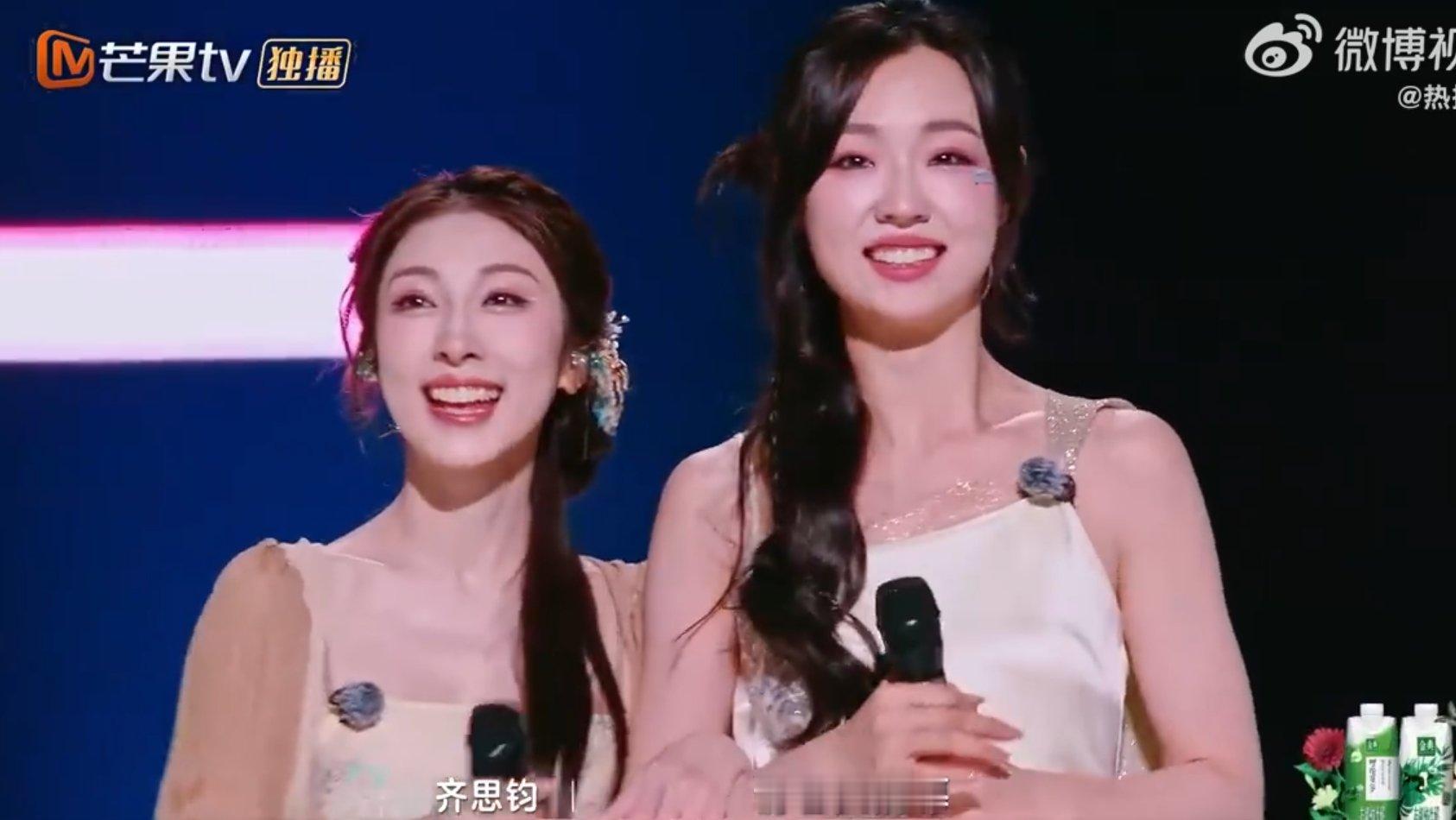 张小婉赢了管乐403:376，这比分咬得好紧，不愧是高手过招，太刺激啦！乘风20