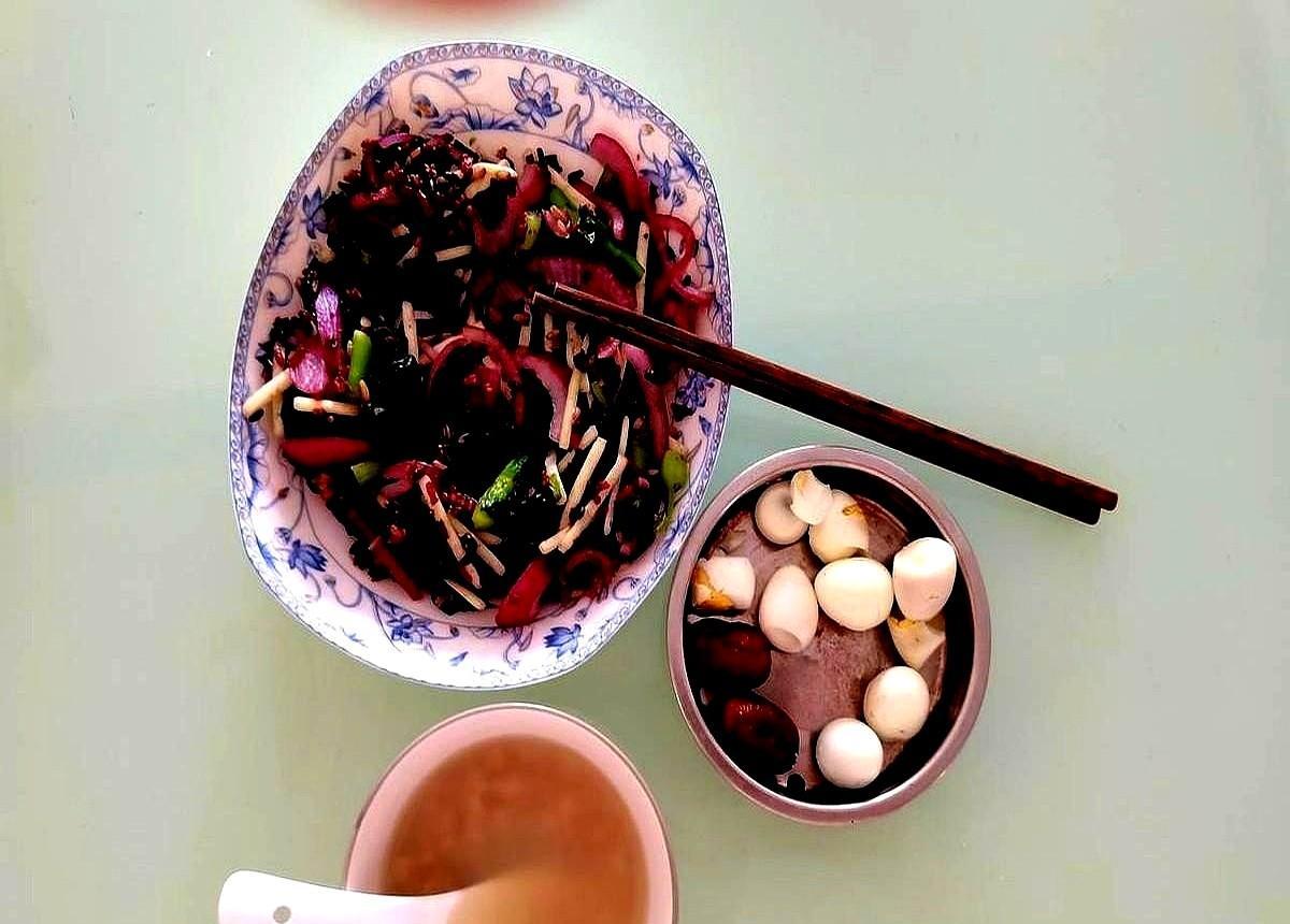 老刘瘦得风一吹就晃，医生说他BMI不到18.5，不是“瘦成闪电”，是身体在报警。